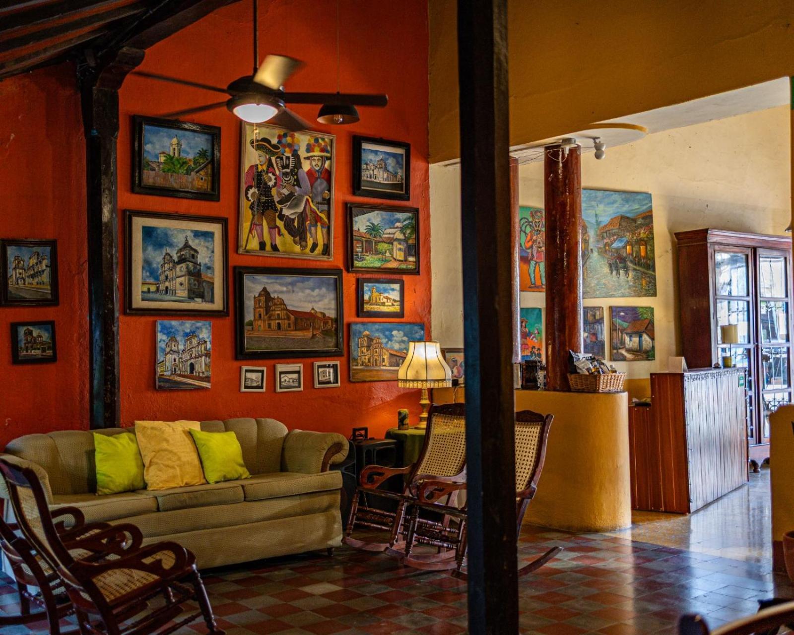 Hostal Fuente Castalia, B Y B León Kültér fotó